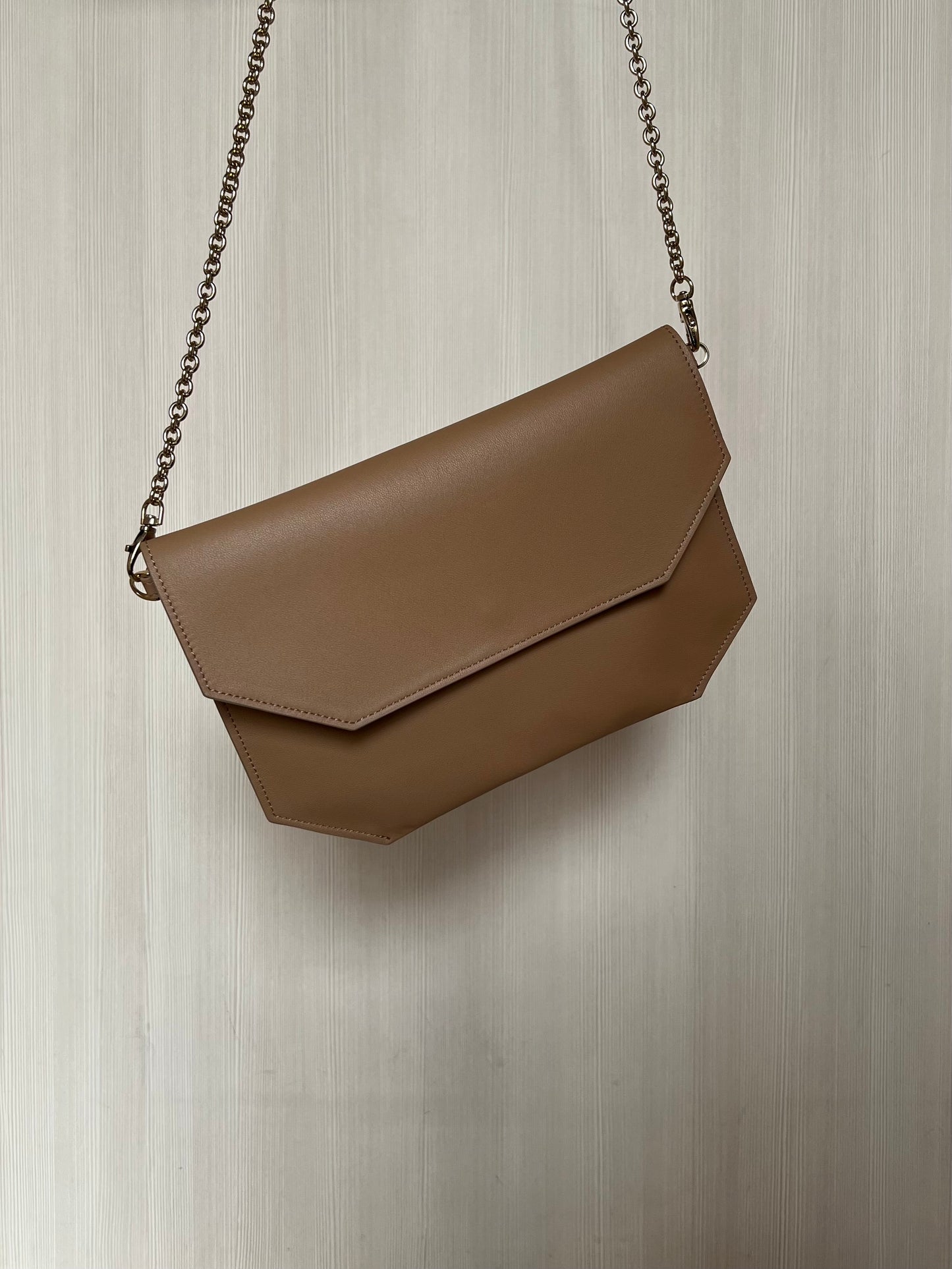 Fattura Cutch Crossbody